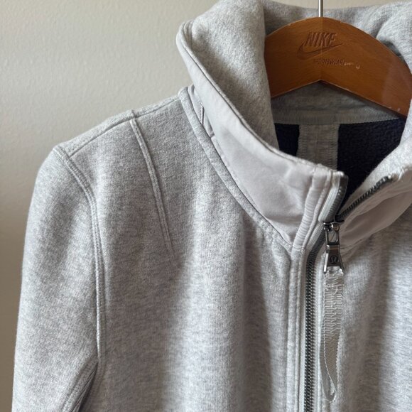 ✨ Lululemon En Route Jacket – Light Grey  Size 8–10 (No Tag) Excellent Condition - Picture 6 of 15